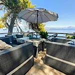 Holiday home Robinson House Destina Bogomolje